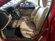 ✅ 2017 Nissan Rogue SV • VIN: 5N1AT2MVXHC779880 • Lot: 90259905. Wystawiony na Copart z przebiegiem 112 339 mil. Bezpłatny archiwum sprzedaży aukcyjnych z USA i szczegółowy raport historii pojazdu na DreamBid. Zdjęcie 7.