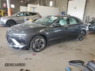 ✅ 2025 Hyundai Sonata SEL Convenience • VIN: KMHL14JA1SA501643 • Лот: 67792345. Опубликован ранее на Copart с пробегом 1 714 миль. Бесплатный доступ к архиву аукционных продаж из США и подробный отчёт об истории автомобиля на DreamBid. Изображение 1.