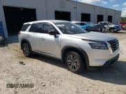 ✅ 2024 Nissan Pathfinder S • VIN: 5N1DR3AC9RC270126 • Lot: 86604385. Wystawiony na Copart z przebiegiem 11 352 mil. Bezpłatny archiwum sprzedaży aukcyjnych z USA i szczegółowy raport historii pojazdu na DreamBid. Zdjęcie 4.