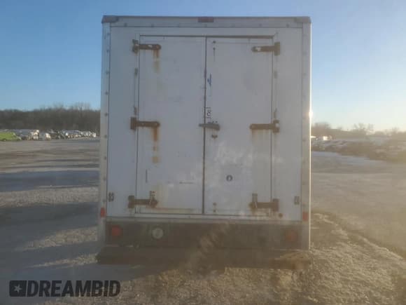 ✅ 2003 Chevrolet Express Commercial C6Y SRW • VIN: 1GBHG31U031140764 • Лот: 42504335. Опубликован ранее на Copart с пробегом 220 842 миль. Бесплатный доступ к архиву аукционных продаж из США и подробный отчёт об истории автомобиля на DreamBid. Изображение 6.