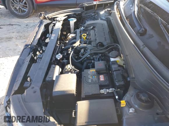 ✅ 2024 Hyundai Venue SEL • VIN: KMHRC8A31RU285203 • Lot: 41150752. Listed on IAAI with 9,374 mi. Free auction sales archive from the USA and detailed vehicle history report at DreamBid. Image 10.