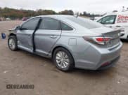 ✅ 2017 Hyundai Sonata SE • VIN: KMHE24L14HA047948 • Lot: 43586527. Listed on IAAI with 92,757 mi. Free auction sales archive from the USA and detailed vehicle history report at DreamBid. Image 3.