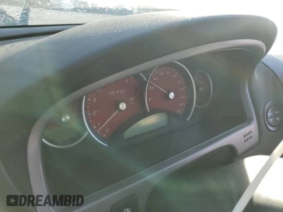 ✅ 2006 Pontiac GTO • VIN: 6G2VX12UX6L532622 • Lot: 85578594. Listed on Copart with Not provided. Free auction sales archive from the USA and detailed vehicle history report at DreamBid. Image 9.