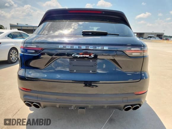 ✅ 2020 Porsche Cayenne S • VIN: WP1AB2AY5LDA28029 • Лот: 69792005. Опубликован ранее на Copart с пробегом 24 590 миль. Бесплатный доступ к архиву аукционных продаж из США и подробный отчёт об истории автомобиля на DreamBid. Изображение 6.