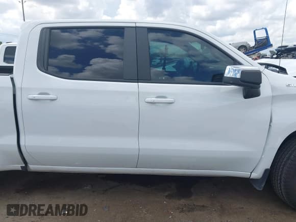 ✅ 2019 Chevrolet Silverado 1500 LT • VIN: 1GCPWCED4KZ111207 • Lot: 42992857. Wystawiony na IAAI z przebiegiem 86 934 mil. Bezpłatny archiwum sprzedaży aukcyjnych z USA i szczegółowy raport historii pojazdu na DreamBid. Zdjęcie 13.