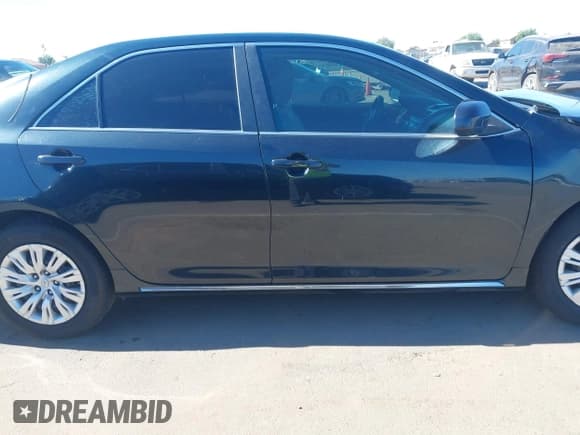 ✅ 2013 Toyota Camry LE • VIN: 4T4BF1FK1DR334513 • Lot: 43546827. Listed on IAAI with 163,063 mi. Free auction sales archive from the USA and detailed vehicle history report at DreamBid. Image 12.