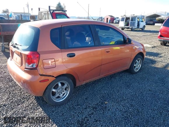 ✅ 2008 Chevrolet Aveo LS • VIN: KL1TD66678B089931 • Lot: 41562783. Wystawiony na IAAI z przebiegiem 184 225 mil. Bezpłatny archiwum sprzedaży aukcyjnych z USA i szczegółowy raport historii pojazdu na DreamBid. Zdjęcie 4.