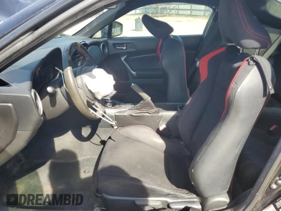 ✅ 2015 Scion FR-S • VIN: JF1ZNAA11F9705728 • Лот: 89929845. Опубликован ранее на Copart с пробегом 101 092 миль. Бесплатный доступ к архиву аукционных продаж из США и подробный отчёт об истории автомобиля на DreamBid. Изображение 7.