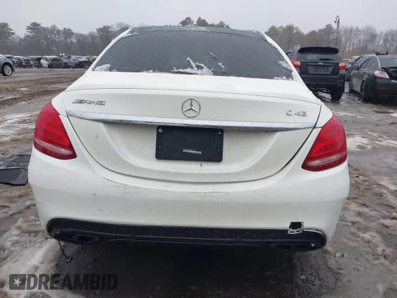 ✅ 2018 Mercedes-Benz C 43 AMG • VIN: 55SWF6EB4JU247805 • Lot: 41434798. Wystawiony na IAAI z przebiegiem 92 618 mil. Bezpłatny archiwum sprzedaży aukcyjnych z USA i szczegółowy raport historii pojazdu na DreamBid. Zdjęcie 15.