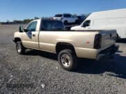 ✅ 2005 Chevrolet Silverado 2500HD Work Truck • VIN: 1GCHK24U55E206740 • Lot: 86816835. Wystawiony na Copart z przebiegiem 110 121 mil. Bezpłatny archiwum sprzedaży aukcyjnych z USA i szczegółowy raport historii pojazdu na DreamBid. Zdjęcie 2.