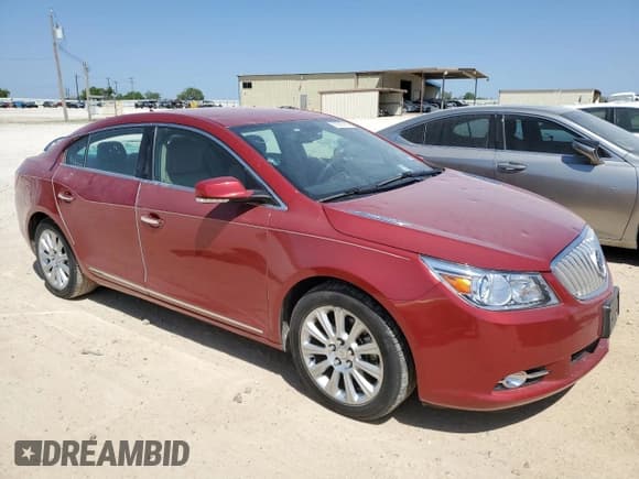 ✅ 2013 Buick LaCrosse Leather • VIN: 1G4GC5E33DF305867 • Lot: 51535185. Wystawiony na Copart z przebiegiem 67 810 mil. Bezpłatny archiwum sprzedaży aukcyjnych z USA i szczegółowy raport historii pojazdu na DreamBid. Zdjęcie 4.
