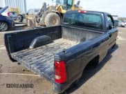 ✅ 2005 Chevrolet Silverado 1500 Work Truck • VIN: 1GCEC14X95Z330927 • Лот: 41565885. Опубликован ранее на IAAI с пробегом Не указан. Бесплатный доступ к архиву аукционных продаж из США и подробный отчёт об истории автомобиля на DreamBid. Изображение 4.
