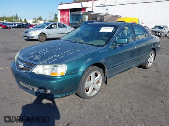 ✅ 2002 Acura TL Type S • VIN: 19UUA56992A052761 • Lot: 43236150. Wystawiony na IAAI z przebiegiem 218 637 mil. Bezpłatny archiwum sprzedaży aukcyjnych z USA i szczegółowy raport historii pojazdu na DreamBid. Zdjęcie 2.