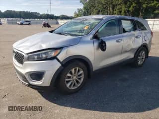 ✅ 2017 Kia Sorento LX • VIN: 5XYPG4A37HG286719 • Лот: 82088485. Опубликован ранее на Copart с пробегом 200 495 миль. Бесплатный доступ к архиву аукционных продаж из США и подробный отчёт об истории автомобиля на DreamBid. Изображение 1.