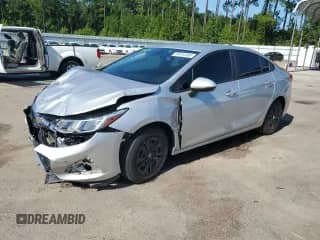 2019 Chevrolet Cruze LS с VIN 1G1BC5SM8K7148932, выставлен на аукционе Copart как лот 70836645 с пробегом 66 073 миль миль и Списание • Salvage title. История ставок и продаж доступна на DreamBid. Изображение 1.