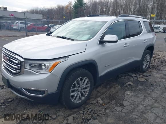 ✅ 2018 GMC Acadia SLE • VIN: 1GKKNSLS9JZ189249 • Лот: 43592384. Опубликован ранее на IAAI с пробегом 139 372 миль. Бесплатный доступ к архиву аукционных продаж из США и подробный отчёт об истории автомобиля на DreamBid. Изображение 2.
