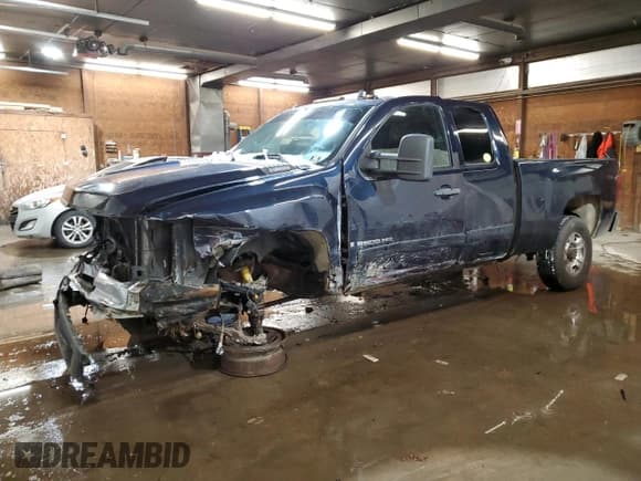 ✅ 2008 Chevrolet Silverado 2500HD 1LT • VIN: 1GCHK296X8E135422 • Lot: 88626145. Wystawiony na Copart z przebiegiem Nie podano. Bezpłatny archiwum sprzedaży aukcyjnych z USA i szczegółowy raport historii pojazdu na DreamBid. Zdjęcie 1.