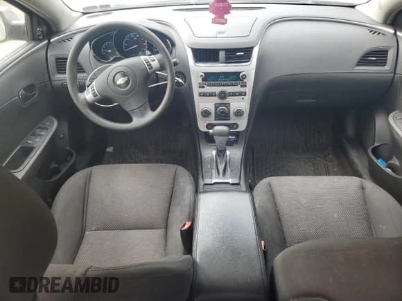 ✅ 2009 Chevrolet Malibu 1LT • VIN: 1G1ZH57B294207606 • Lot: 68435684. Listed on Copart with 185,800 mi. Free auction sales archive from the USA and detailed vehicle history report at DreamBid. Image 8.