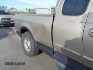 ✅ 2001 Ford F-150 XL • VIN: 1FTRX17L71NA29296 • Lot: 43787493. Listed on IAAI with 191,250 mi. Free auction sales archive from the USA and detailed vehicle history report at DreamBid. Image 6.