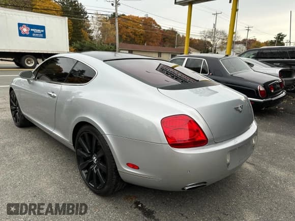 ✅ 2005 Bentley Continental GT GT • VIN: SCBCR63W35C026199 • Lot: 91880645. Listed on Copart with 84,840 mi. Free auction sales archive from the USA and detailed vehicle history report at DreamBid. Image 3.