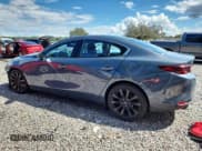 ✅ 2023 Mazda 3 S Preferred • VIN: 3MZBPACM6PM371760 • Lot: 84374645. Wystawiony na Copart z przebiegiem 164 841 mil. Bezpłatny archiwum sprzedaży aukcyjnych z USA i szczegółowy raport historii pojazdu na DreamBid. Zdjęcie 2.