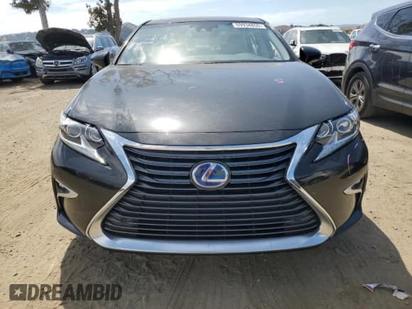 ✅ 2018 Lexus ES 300h • VIN: JTHBW1GG3J2186931 • Lot: 69934855. Listed on Copart with 83,797 mi. Free auction sales archive from the USA and detailed vehicle history report at DreamBid. Image 5.