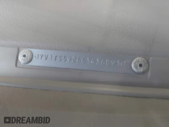 ✅ 2006 Volvo S80 • VIN: YV1TS592661436891 • Lot: 43380909. Wystawiony na IAAI z przebiegiem 151 320 mil. Bezpłatny archiwum sprzedaży aukcyjnych z USA i szczegółowy raport historii pojazdu na DreamBid. Zdjęcie 9.