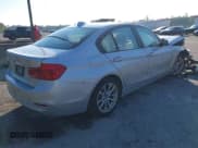 ✅ 2017 BMW 3 Series 320i • VIN: WBA8E1G37HNU18402 • Lot: 43729238. Listed on IAAI with 31,249 mi. Free auction sales archive from the USA and detailed vehicle history report at DreamBid. Image 4.