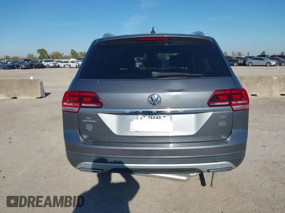 ✅ 2018 Volkswagen Atlas SE • VIN: 1V2CP2CA4JC595720 • Lot: 43625328. Listed on IAAI with 125,209 mi. Free auction sales archive from the USA and detailed vehicle history report at DreamBid. Image 16.