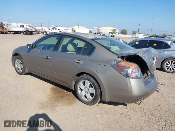 ✅ 2008 Nissan Altima S • VIN: 1N4AL21E38N509263 • Lot: 43500716. Wystawiony na IAAI z przebiegiem 193 777 mil. Bezpłatny archiwum sprzedaży aukcyjnych z USA i szczegółowy raport historii pojazdu na DreamBid. Zdjęcie 3.