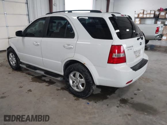 ✅ 2009 Kia Sorento LX • VIN: KNDJC735695869097 • Лот: 42099112. Опубликован ранее на IAAI с пробегом 255 736 миль. Бесплатный доступ к архиву аукционных продаж из США и подробный отчёт об истории автомобиля на DreamBid. Изображение 3.