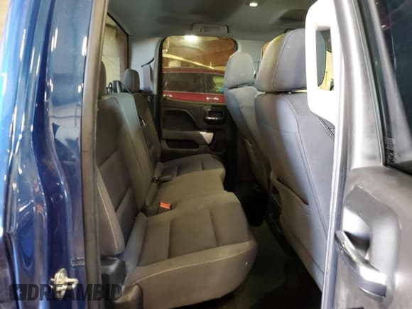 ✅ 2016 Chevrolet Silverado 1500 LT • VIN: 1GCVKREC8GZ210567 • Lot: 70027394. Wystawiony na Copart z przebiegiem 112 073 mil. Bezpłatny archiwum sprzedaży aukcyjnych z USA i szczegółowy raport historii pojazdu na DreamBid. Zdjęcie 10.