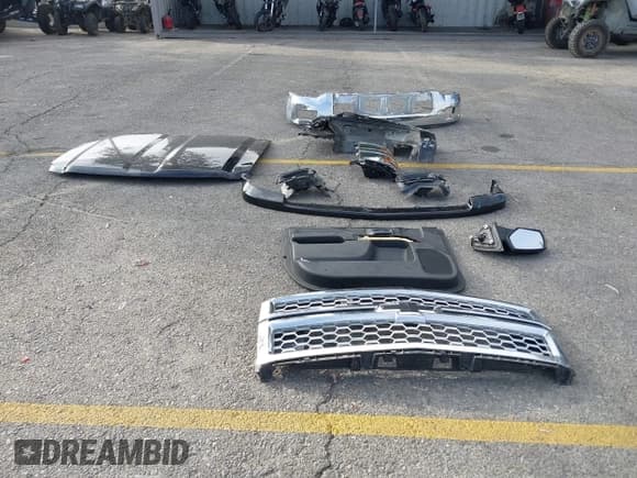 ✅ 2015 Chevrolet Silverado 1500 LT • VIN: 3GCPCREC5FG276188 • Лот: 43369544. Опубликован ранее на IAAI с пробегом 111 676 миль. Бесплатный доступ к архиву аукционных продаж из США и подробный отчёт об истории автомобиля на DreamBid. Изображение 12.