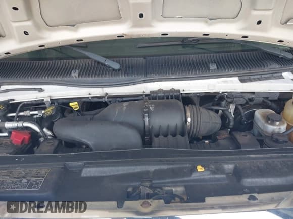 ✅ 2012 Ford Econoline Cargo Commercial • VIN: 1FTNS2EW6CDB17829 • Lot: 42624926. Wystawiony na IAAI z przebiegiem 196 273 mil. Bezpłatny archiwum sprzedaży aukcyjnych z USA i szczegółowy raport historii pojazdu na DreamBid. Zdjęcie 10.