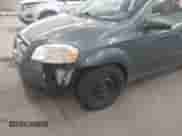 2010 Chevrolet Aveo 1LT z VIN KL1TD5DE0AB101850, wystawiony jako IAAI lot #43568813 z przebiegiem 110 996 mil mil oraz . Historia ofert i sprzedaży dostępna na DreamBid. Obrazek 15.