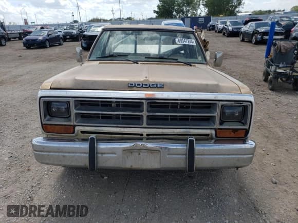 ✅ 1987 Dodge Trucks • VIN: 1B7HD14TXHS334781 • Lot: 69347244. Listed on Copart with 69,244 mi. Free auction sales archive from the USA and detailed vehicle history report at DreamBid. Image 5.