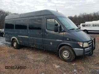 ✅ 2006 Dodge Sprinter • VIN: WD8PD744665907764 • Lot: 81966874. Listed on Copart with 233,608 mi. Free auction sales archive from the USA and detailed vehicle history report at DreamBid. Image 4.