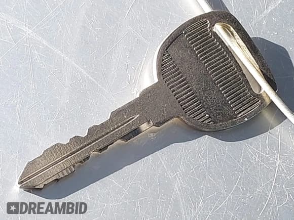 ✅ 2005 Saturn VUE • VIN: 5GZCZ53495S829142 • Лот: 43694119. Опубликован ранее на IAAI с пробегом 229 051 миль. Бесплатный доступ к архиву аукционных продаж из США и подробный отчёт об истории автомобиля на DreamBid. Изображение 11.