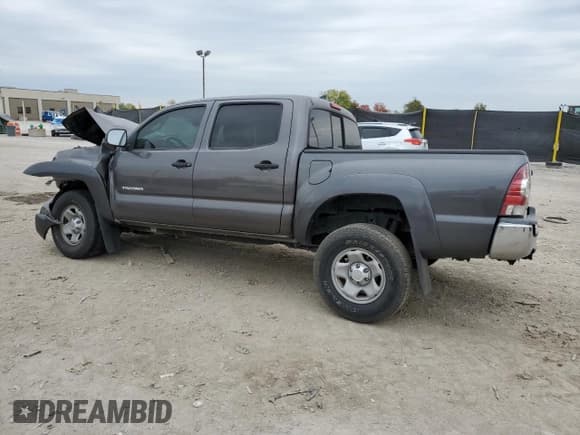 ✅ 2014 Toyota Tacoma PreRunner • VIN: 5TFJU4GN7EX055352 • Lot: 86549675. Listed on Copart with 289,684 mi. Free auction sales archive from the USA and detailed vehicle history report at DreamBid. Image 2.