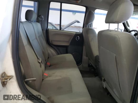 ✅ 2005 Jeep Liberty Limited • VIN: 1J4GK58K35W569399 • Lot: 58088495. Listed on Copart with 164,378 mi. Free auction sales archive from the USA and detailed vehicle history report at DreamBid. Image 11.