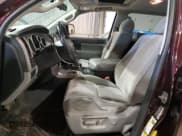 ✅ 2012 Toyota Sequoia • VIN: 5TDBM5G16CS002278 • Lot: 78201384. Wystawiony na Copart z przebiegiem 266 555 mil. Bezpłatny archiwum sprzedaży aukcyjnych z USA i szczegółowy raport historii pojazdu na DreamBid. Zdjęcie 7.