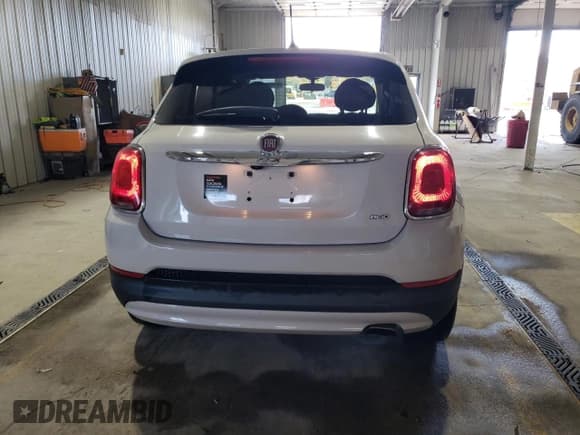 ✅ 2016 FIAT 500X Easy • VIN: ZFBCFYBT1GP345804 • Lot: 91097615. Wystawiony na Copart z przebiegiem 56 487 mil. Bezpłatny archiwum sprzedaży aukcyjnych z USA i szczegółowy raport historii pojazdu na DreamBid. Zdjęcie 6.