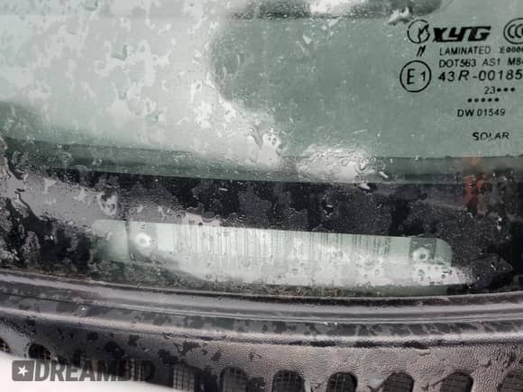 2005 GMC Sierra 1500 SLE with VIN 2GTEK19V751136724, listed as a Copart auction lot 71439045 with 281,062 mi miles and Salvage title. Bid and sale history available at DreamBid. Image 12.