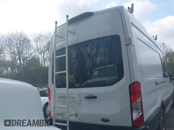 ✅ 2019 Ford Transit • VIN: 1FTBW3XG2KKA66858 • Лот: 41969887. Опубликован ранее на IAAI с пробегом 140 304 миль. Бесплатный доступ к архиву аукционных продаж из США и подробный отчёт об истории автомобиля на DreamBid. Изображение 16.