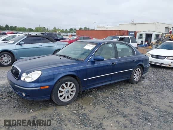 2004 Hyundai Sonata GLS z VIN KMHWF35H44A042496, wystawiony jako IAAI lot #41942392 z przebiegiem 195 632 mil mil oraz . Historia ofert i sprzedaży dostępna na DreamBid. Obrazek 2.