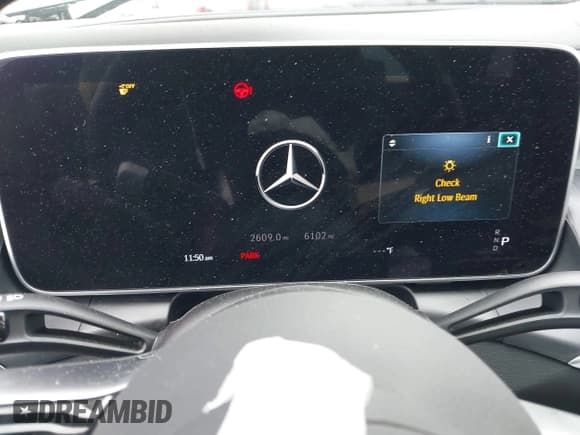 ✅ 2024 Mercedes-Benz GLC 300 • VIN: W1NKM4GB9RF209266 • Lot: 41331418. Listed on IAAI with 6,102 mi. Free auction sales archive from the USA and detailed vehicle history report at DreamBid. Image 15.