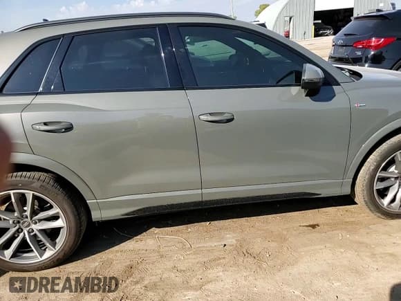 ✅ 2023 Audi Q3 S line Premium Plus • VIN: WA1EECF32P1078613 • Lot: 85548485. Listed on Copart with 36,312 mi. Free auction sales archive from the USA and detailed vehicle history report at DreamBid. Image 15.