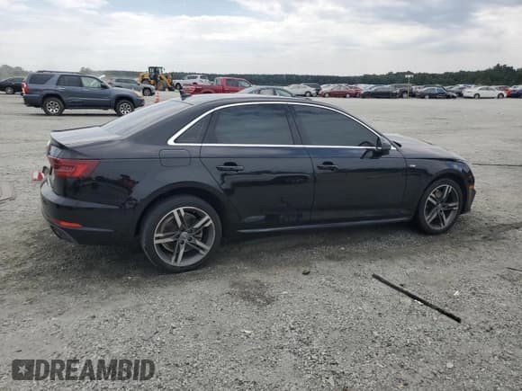 ✅ 2018 Audi A4 Premium Plus • VIN: WAULMAF4XJA212043 • Lot: 71403905. Wystawiony na Copart z przebiegiem 74 740 mil. Bezpłatny archiwum sprzedaży aukcyjnych z USA i szczegółowy raport historii pojazdu na DreamBid. Zdjęcie 3.