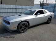 ✅ 2010 Dodge Challenger SE • VIN: 2B3CJ4DVXAH219814 • Lot: 42195015. Wystawiony na Copart z przebiegiem Nie podano. Bezpłatny archiwum sprzedaży aukcyjnych z USA i szczegółowy raport historii pojazdu na DreamBid. Zdjęcie 1.