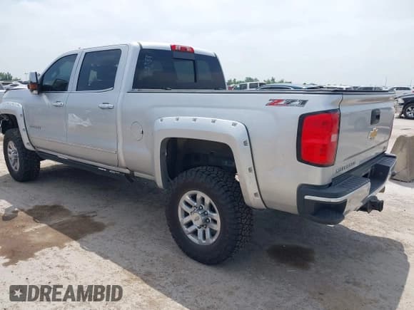 ✅ 2016 Chevrolet Silverado 2500HD LTZ • VIN: 1GC1KWE84GF116471 • Lot: 42320881. Listed on IAAI with 240,834 mi. Free auction sales archive from the USA and detailed vehicle history report at DreamBid. Image 3.